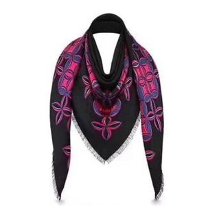 Louis Vuitton flowergram monogram Scarf shawl